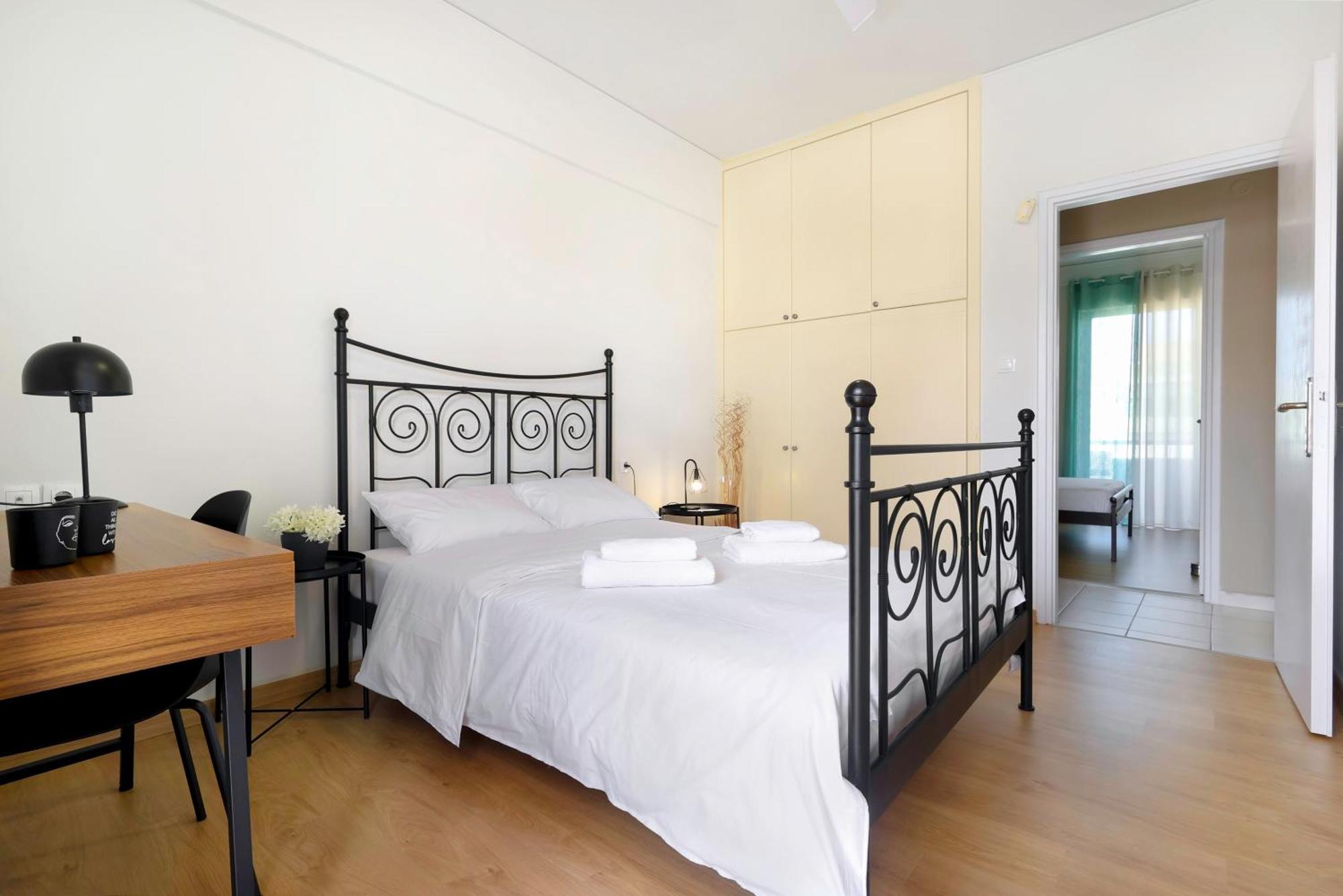 Renaissance City Apartment "By Checkin" Ираклион Экстерьер фото